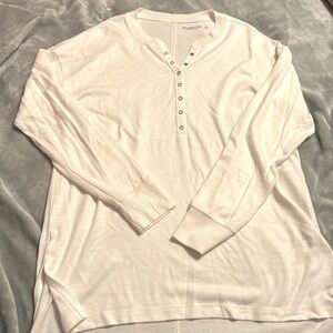 Abercrombie & Fitch Long Sleeve